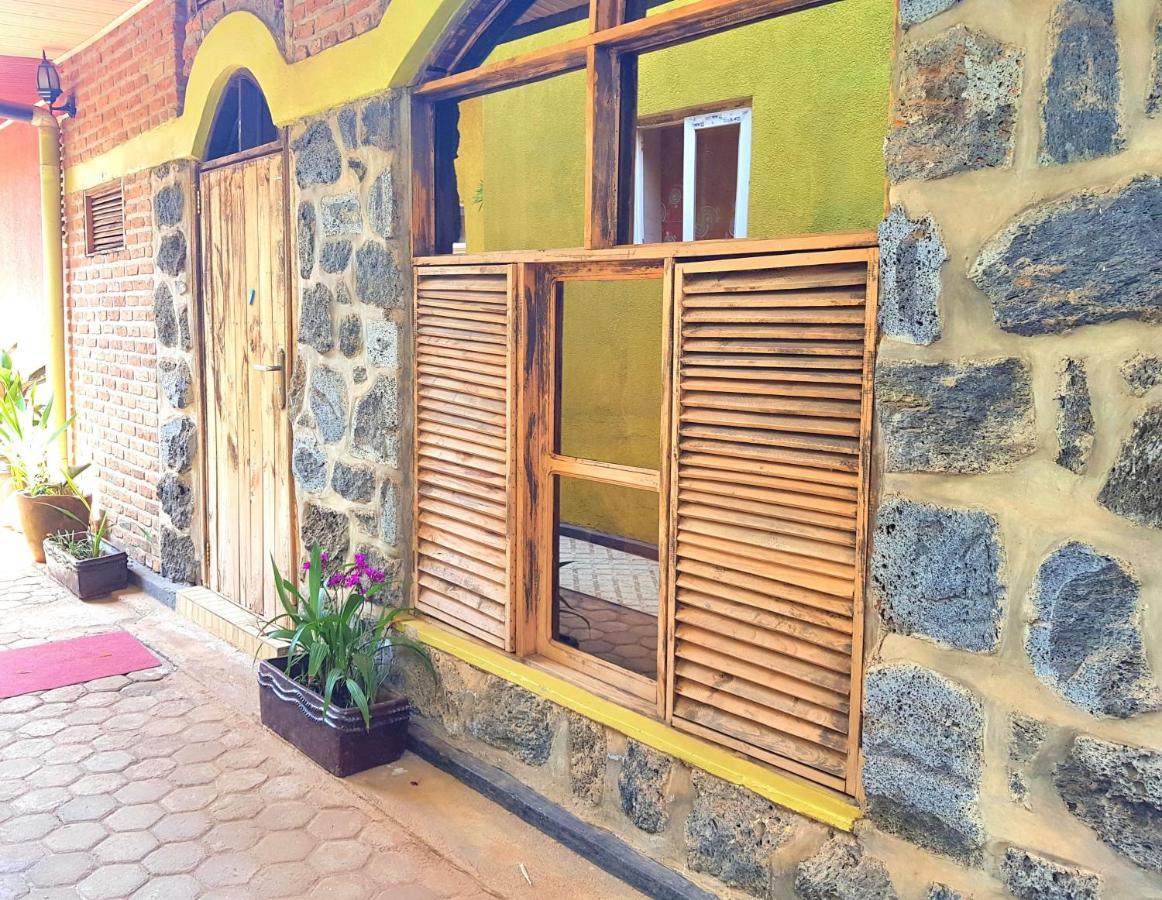 Yambi Guesthouse Kigali Luaran gambar